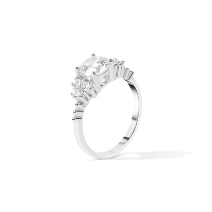 Side angle of rhodium plated silver zircon ring