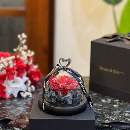 Fairy Preserved Rose – Red, a single preserved red rose under a heart-topped glass dome